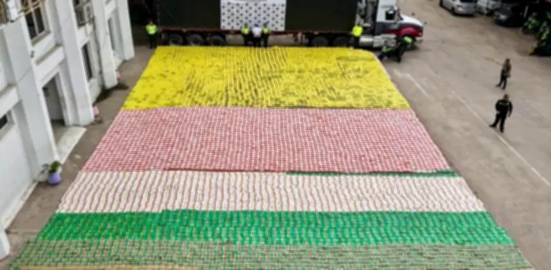 Histórica incautación de 6,6 toneladas de marihuana en Santander: camión con vinagre ocultaba droga