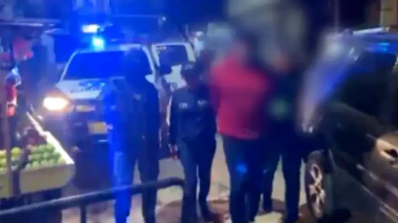 Hombre se entrega tras intentar quemar viva a su pareja frente a sus hijas en Atlántico