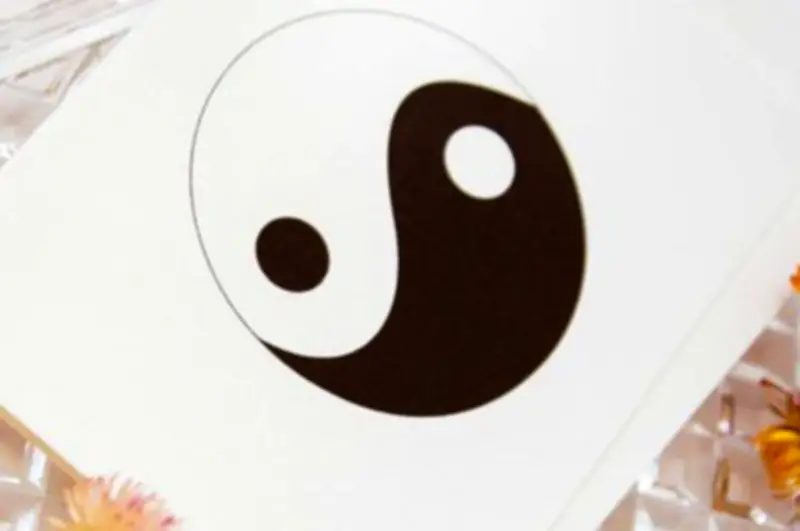 Horóscopo Diario: Predicciones Zodiacales para Transformar Tu Vida Emocional