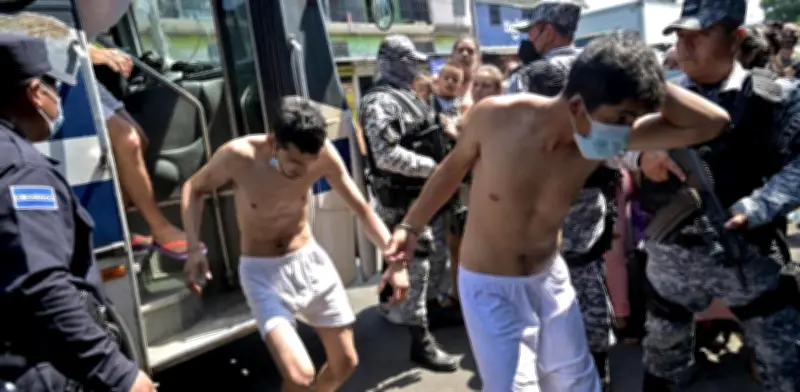HRW denuncia desaparición forzada en El Salvador de migrantes deportados por EE.UU.