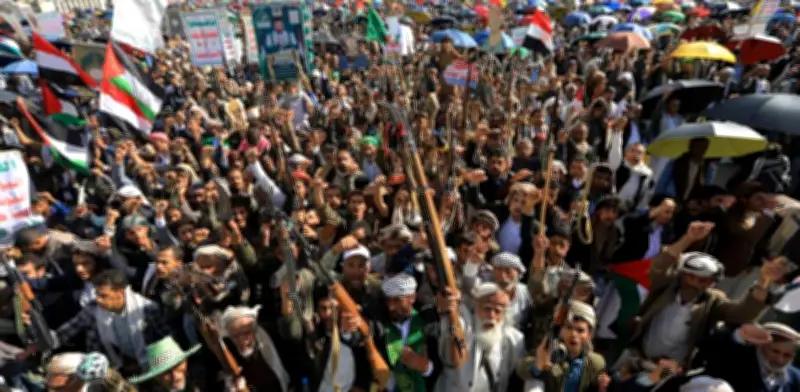 Hutíes de Yemen lanzan primer ataque con misiles balísticos contra Israel en defensa de Irán