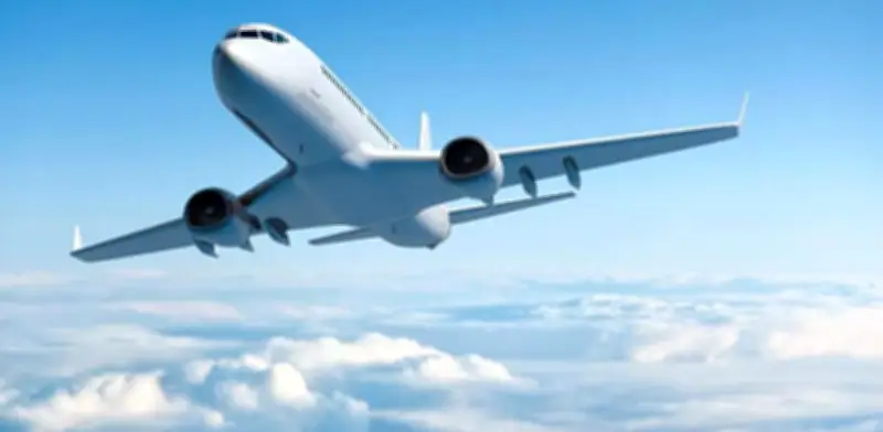 Incendio en motor de avión Rusia-Tailandia generó pánico durante despegue