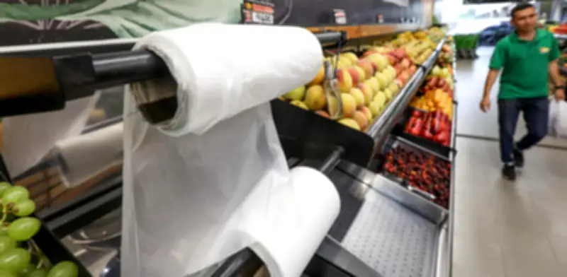 Industria plástica colombiana en alerta por arancel del 50% de Ecuador que amenaza US$150 millones