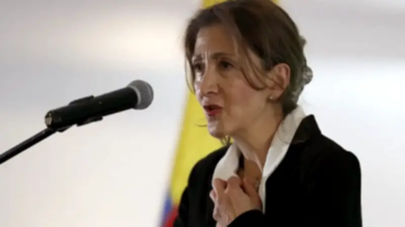 Ingrid Betancourt respalda a Paloma Valencia: 'Puede unir desde Abelardo hasta Fajardo'