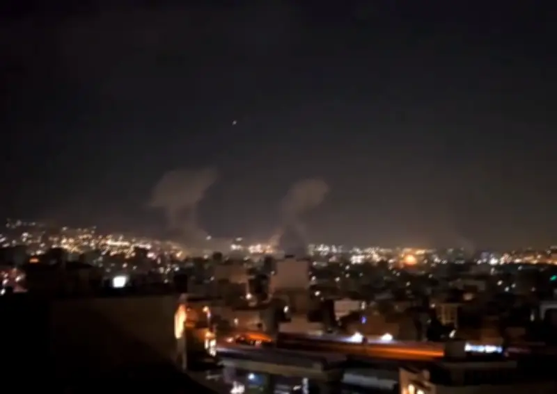 Irán asegura que instalaciones petroleras en isla de Kharg permanecen intactas tras ataque de EE.UU.