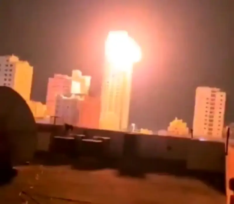 Irán ataca sucursales de Citibank en Dubái y Baréin y advierte sobre bancos de EE.UU. e Israel