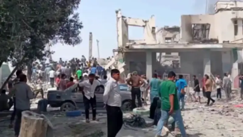 Irán denuncia bombardeo israelí en escuela femenina: 108 niñas muertas y 60 heridas