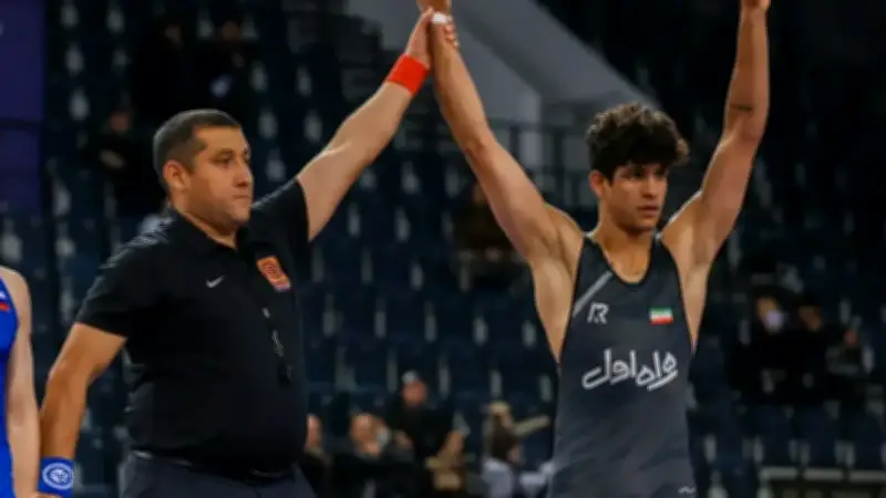 Irán ejecuta a Saleh Mohammadi, joven medallista de lucha libre, en medio de denuncias por juicio injusto