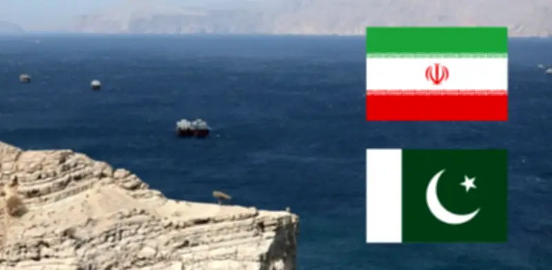 Irán permite paso de 20 buques paquistaníes por Ormuz en gesto de paz regional