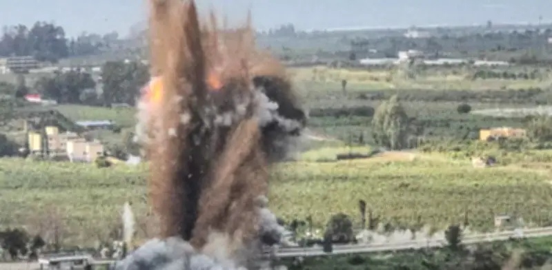 Israel anuncia control militar de zona de seguridad en el sur de Líbano hasta el río Litani