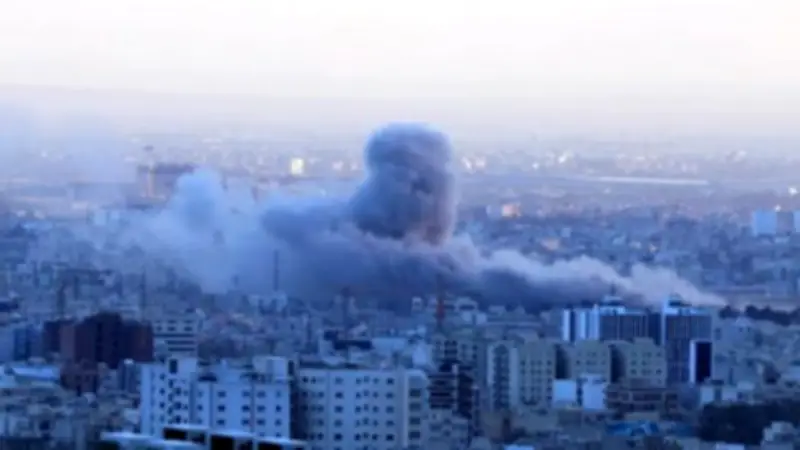 Israel ataca tres aeropuertos en Irán, incluyendo Teherán, con avión destruido