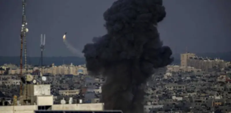 Israel lanza redadas terrestres 'limitadas y selectivas' contra Hizbulá en el sur del Líbano