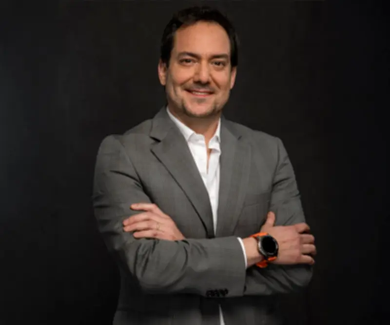 Itaú impulsa educación financiera en colegios y universidades durante la Global Money Week