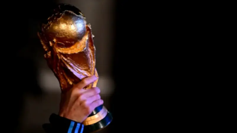 Italia mantiene viva su esperanza de clasificar al Mundial tras resultados de repechajes