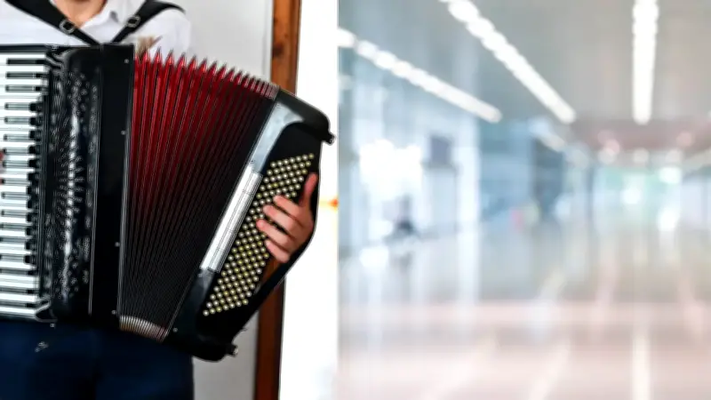 Iván Zuleta, Rey Vallenato 2025, sufre descompensación tras muerte de su sobrina