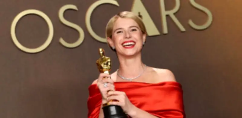 Jessie Buckley gana el Óscar 2026 a mejor actriz por 'Hamnet' y consolida su trayectoria internacional