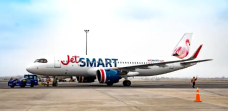 JetSmart denuncia que falta de slots en El Dorado limita su expansión en Colombia