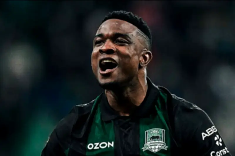 Jhon Córdoba marca póker en Rusia y presiona por la '9' de la Selección Colombia