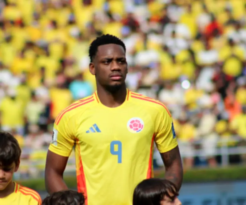 Jhon Durán estalla contra periodistas y exjugadores por rumores de pelea en Selección Colombia