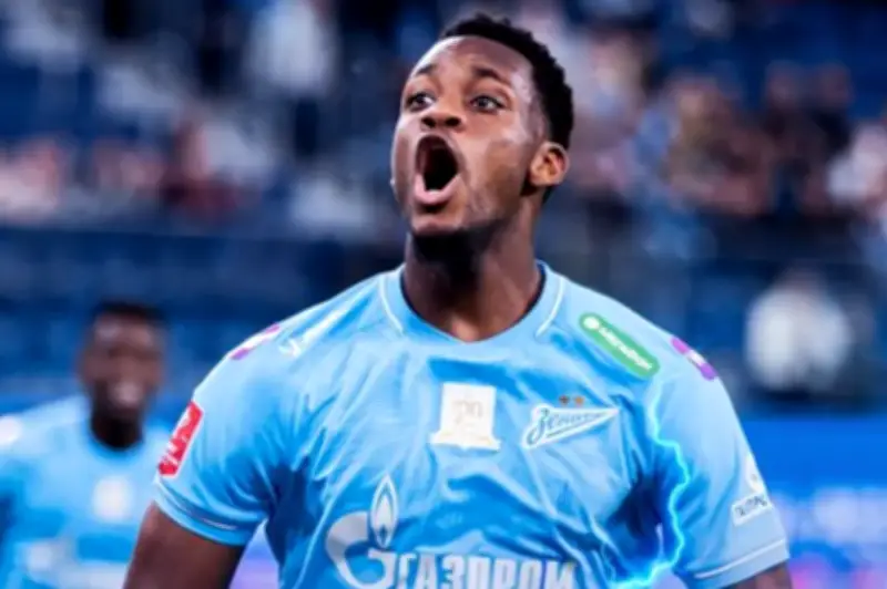 Jhon Durán marca su segundo gol consecutivo y Zenit avanza en Copa de Rusia