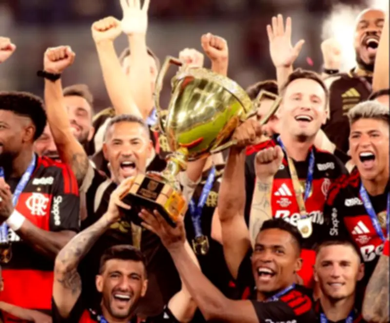 Jorge Carrascal rompe racha negativa y gana título con Flamengo en dramática final