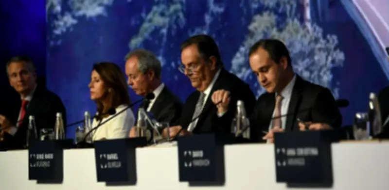 Jorge Mario Velásquez culmina década al frente de Grupo Argos con balance positivo en asamblea