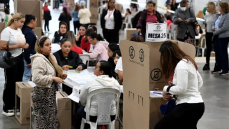 Jornada electoral avanza con normalidad pese a incidentes aislados en algunas zonas
