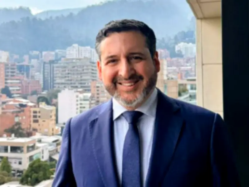 José Andrés Romero asume presidencia del Instituto Colombiano de Derecho Tributario