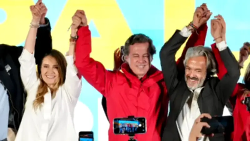 Juan Daniel Oviedo confirma reunión con Paloma Valencia para analizar fórmula vicepresidencial