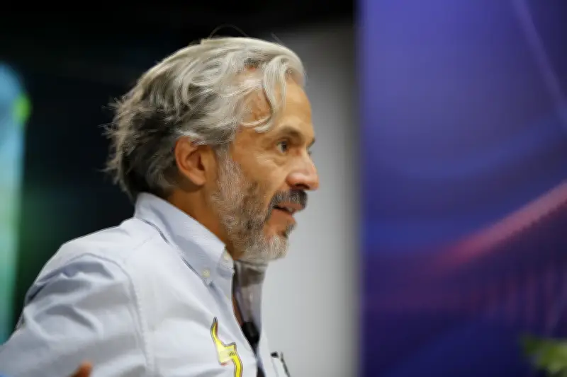 Juan Daniel Oviedo defiende coalición con Paloma Valencia como alianza entre derecha y centro