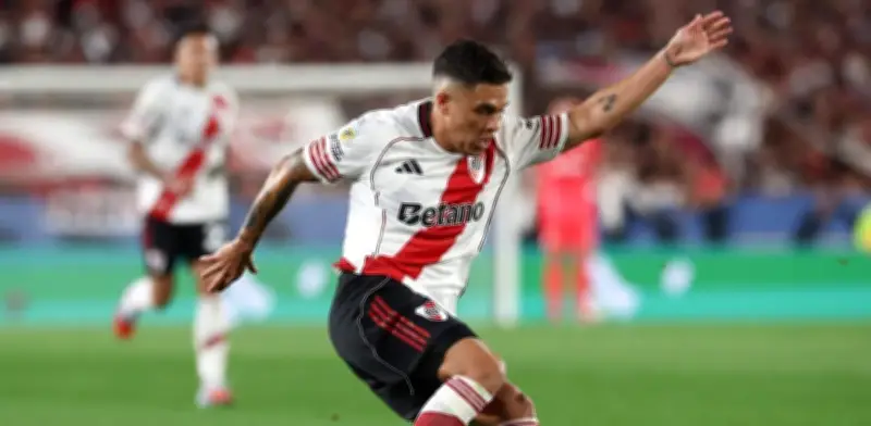 Juan Fernando Quintero brilla con magistral asistencia en River Plate antes de unirse a la Selección Colombia
