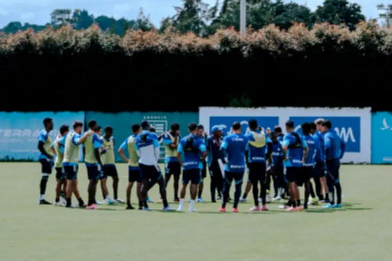 Jugador de Millonarios en UCI tras desvanecerse en partido juvenil contra Santa Fe