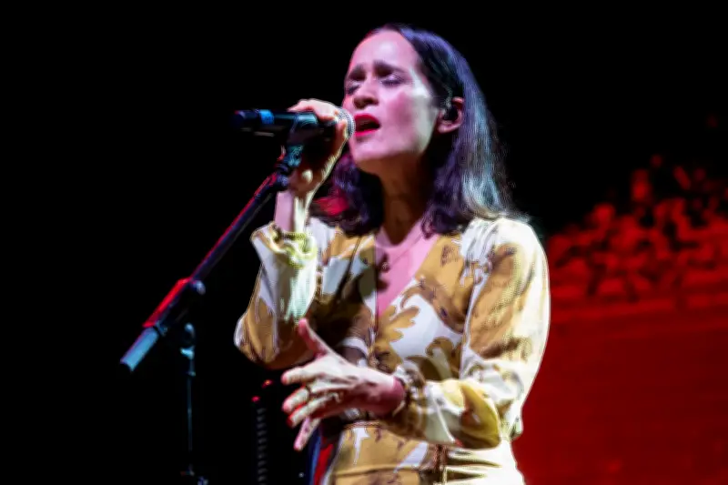 Julieta Venegas debutará en la literatura con libro autobiográfico 'Norteña'