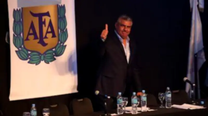 Justicia argentina embarga y procesa a AFA y sus directivos por fraude impositivo