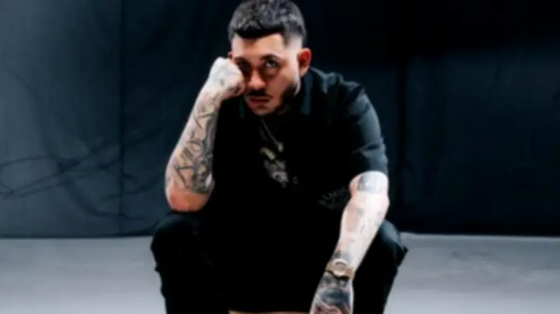 Kris R hace historia: primer artista de trap colombiano en llenar el Movistar Arena