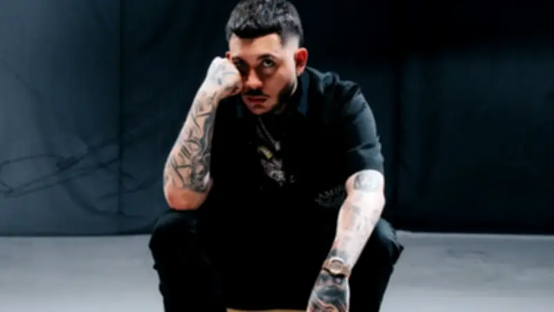 Kris R. lidera el trap colombiano con récord de reproducciones en plataformas digitales