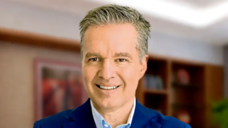 La 'curva sonrisa': estrategia clave para que la industria colombiana evite convertirse en commodity