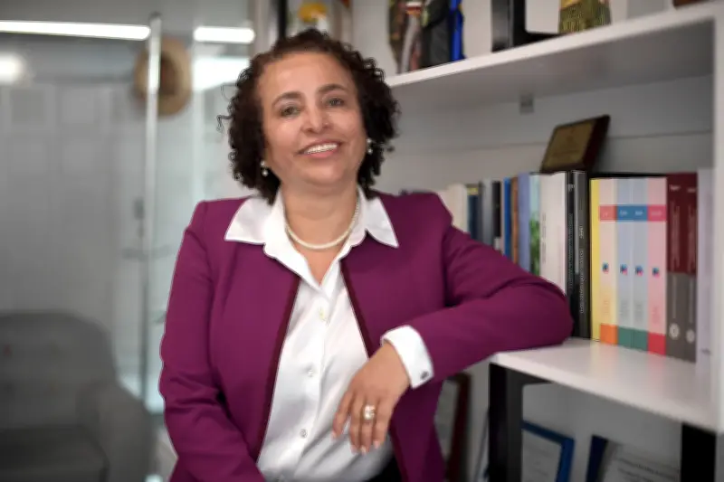 La magistrada Reinere Jaramillo: entre los fallos de la JEP y el parqués familiar