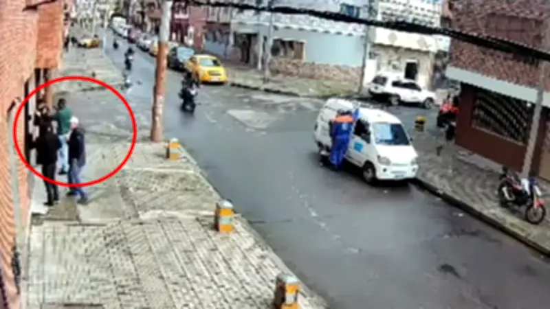 Ladrones capturados en Bogotá tras robo a plena luz del día grabado en video