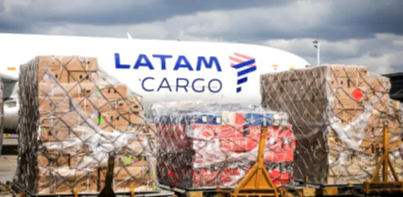 LATAM Cargo domina el 30% del transporte aéreo en Suramérica con flores, salmón y fármacos