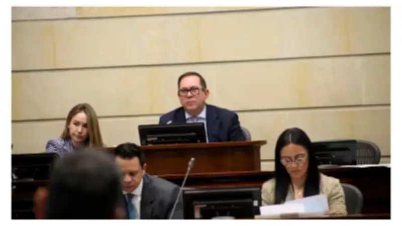 Lidio García Turbay: 20 años en el Senado y récord de ausentismo en 2024