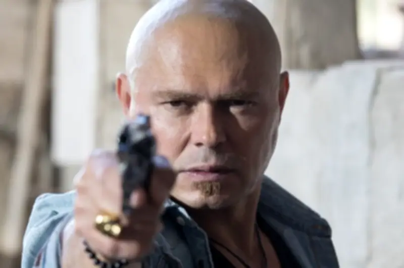 Lucho Velasco defiende a Carolina Ramírez y critica guionistas de 'La Reina del Flow'