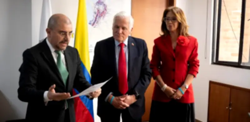 Luisa Fernanda Villegas, fórmula vicepresidencial de Miguel Uribe, destaca su experiencia en sector productivo