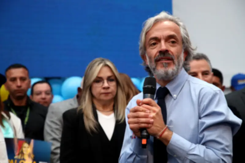 Madre de Juan Daniel Oviedo le advierte: 'Nada de ser el huevito de Paloma' al unirse a Valencia