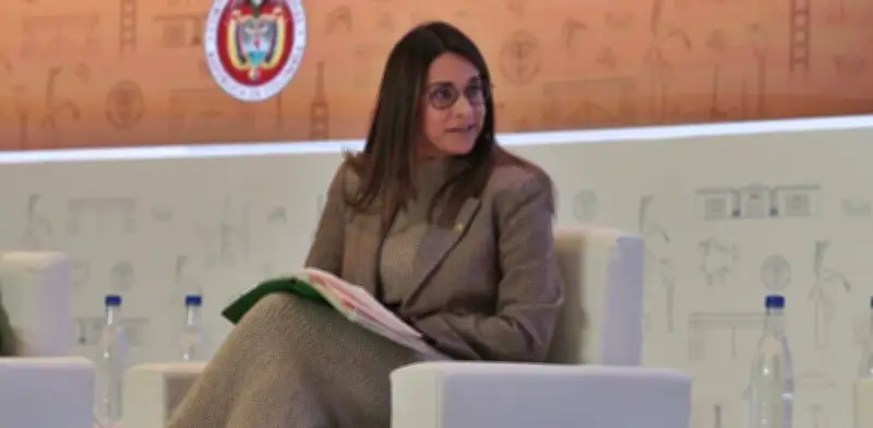 Magistrada Zúñiga: 'Los jueces deben usar lentes de género para aplicar justicia laboral femenina'