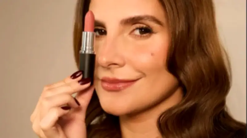 Marcela García Revela el Secreto de su Lip Combo Perfecto en Colombia