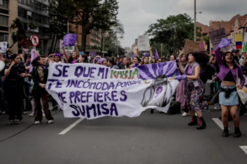 Marchas del 8M en Colombia 2026: Cambios de Fecha por Elecciones y Agenda Completa