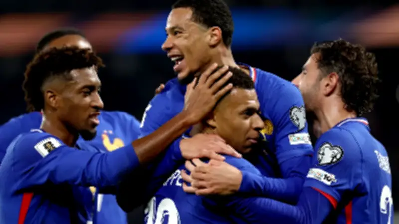 Mbappé defiende a niño que invadió la cancha en Colombia vs. Francia: gesto viral