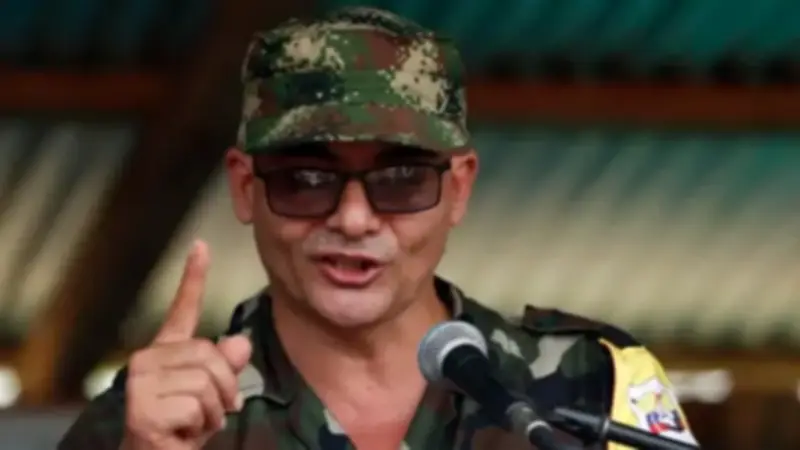 Medicina Legal descarta muerte de alias 'Iván Mordisco' en bombardeo en Vaupés