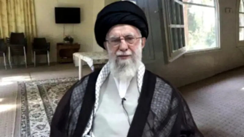 Medios iraníes difunden imágenes de la residencia donde habría muerto Alí Jamenei